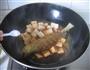 黄鱼炖豆腐的做法图解7