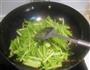 牛肉腐竹炒芹菜的做法图解3