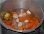 胡萝卜玉米马蹄汤的做法图解7