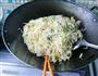 家常炒河粉的做法图解13