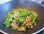 鸡柳炒蒜苔的做法图解6