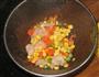 菠萝鸡炒饭的做法图解3