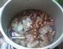 花生猪蹄汤的做法图解8