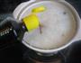 虾仁皮蛋粥的做法图解8