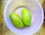 酸甜青芒果的做法图解1