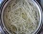 银芽拌豆皮的做法图解4