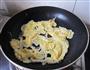银鱼炒蛋的做法图解7