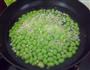 茭白炒毛豆的做法图解2