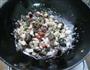 皮蛋炒鱼丁的做法图解8