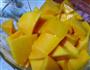 芒果慕斯的做法图解1