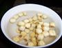 糖醋莲子藕的做法图解1