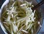 黄瓜拌苹果的做法图解6