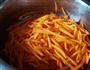 鱼香胡萝卜丝的做法图解1