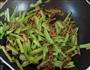 苦瓜炒肉丝的做法图解11