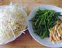 豆干韭菜炒豆芽的做法图解2