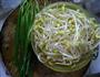 韭菜炒豆芽的做法图解1