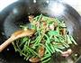 豆角炒香肠的做法图解9