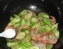 丝瓜炒对虾的做法图解4