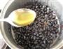 韩式蜜黑豆的做法图解5