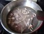 山药母鸡煲的做法图解3