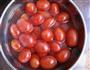 冰镇圣女果的做法图解1