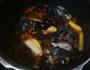 枸杞红枣乌鸡汤的做法图解9