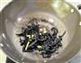 豆腐干炒乌元海参的做法图解7