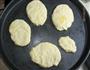 豆腐玉米烀饼的做法图解4