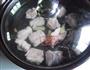 莲藕排骨汤的做法图解6