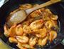 茄汁焖大虾的做法图解3
