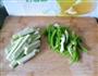 尖椒丝瓜条的做法图解2
