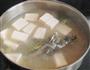 昂刺鱼炖豆腐的做法图解6
