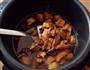 私房笋干红烧肉的做法图解9