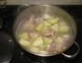 合掌瓜煲猪骨汤的做法图解5