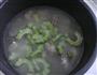 毛豆苦瓜排骨汤的做法图解7
