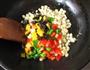 彩椒玉米炒鸡丁的做法图解7