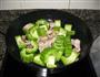 豉香猪皮焖苦瓜的做法图解6