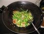 椒丝韭菜炒沙蚬的做法步骤6