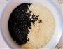 黑米饭的做法图解1