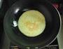 米饭鸡蛋饼的做法图解6