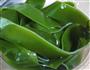 苦瓜海带排骨汤的做法图解1