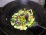 蚝油杂蔬炒海参的做法图解6