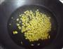 鲜虾腰果西芹饭的做法图解3