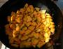 洋葱炒南瓜的做法图解2