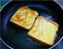 鸡蛋煎面包的做法图解6