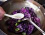 腊肠紫甘蓝的做法图解8