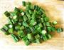 虾仁炒秋葵的做法图解2