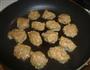 鲫头鱼丸子的做法图解6