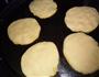 玉米面饼的做法图解4