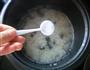 快手皮蛋瘦肉粥的做法图解10